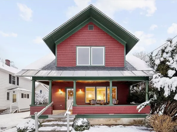 20 University Ave, Hamilton, NY 13346