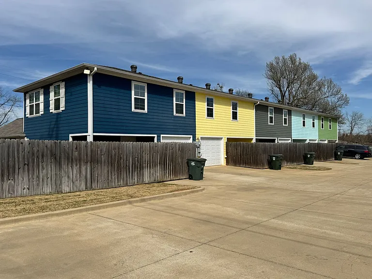 2300 Airline Dr #2305 — Photo 27