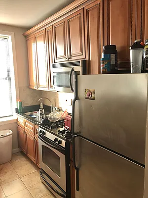 Rented by Amorelli Realty | media 3