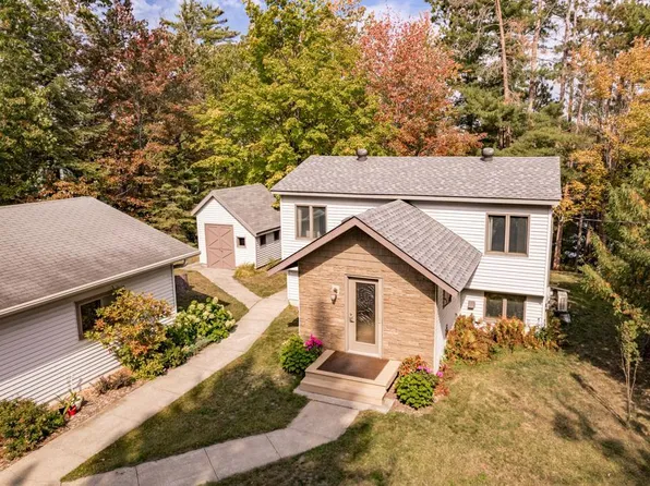 35734 Johnson Ln, Cohasset, MN 55721