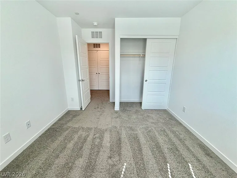 913 Rosy Starling St — Photo 22
