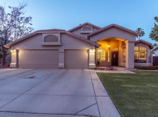 1068 E Orchid Ln, Gilbert, AZ 85296