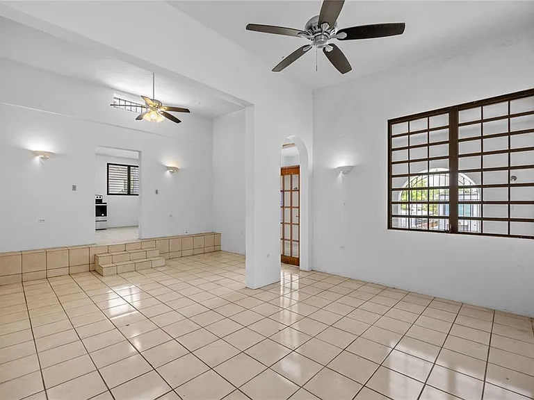 CAPARRA HEIGHTS J-42 Escorial Avenue — Photo 4