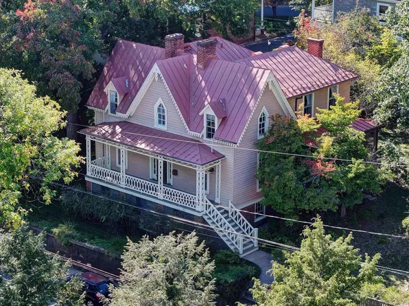 433 1st St N, Charlottesville, VA 22902