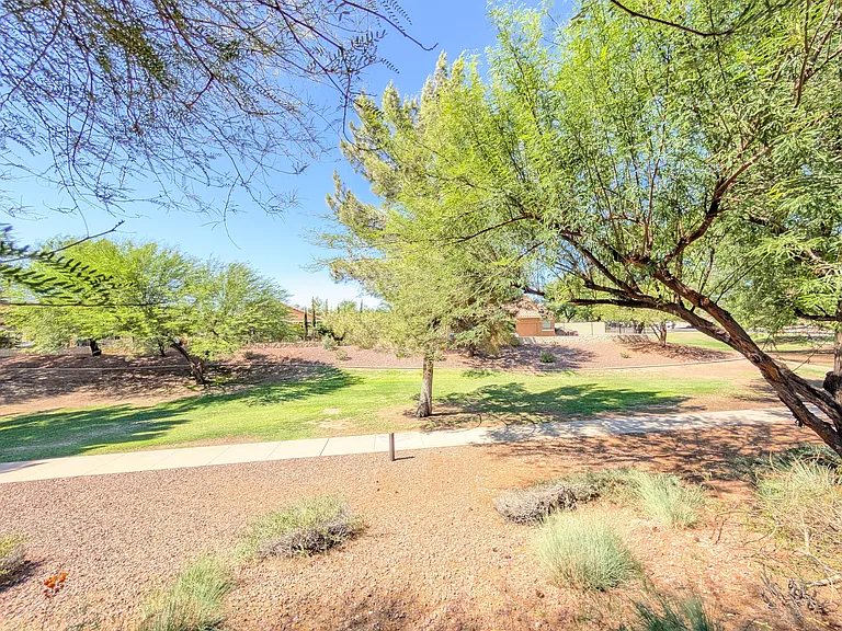 14216 W Larkspur Dr — Photo 38