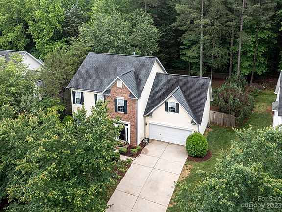 3rd image of 13031 Asheford Woods Ln