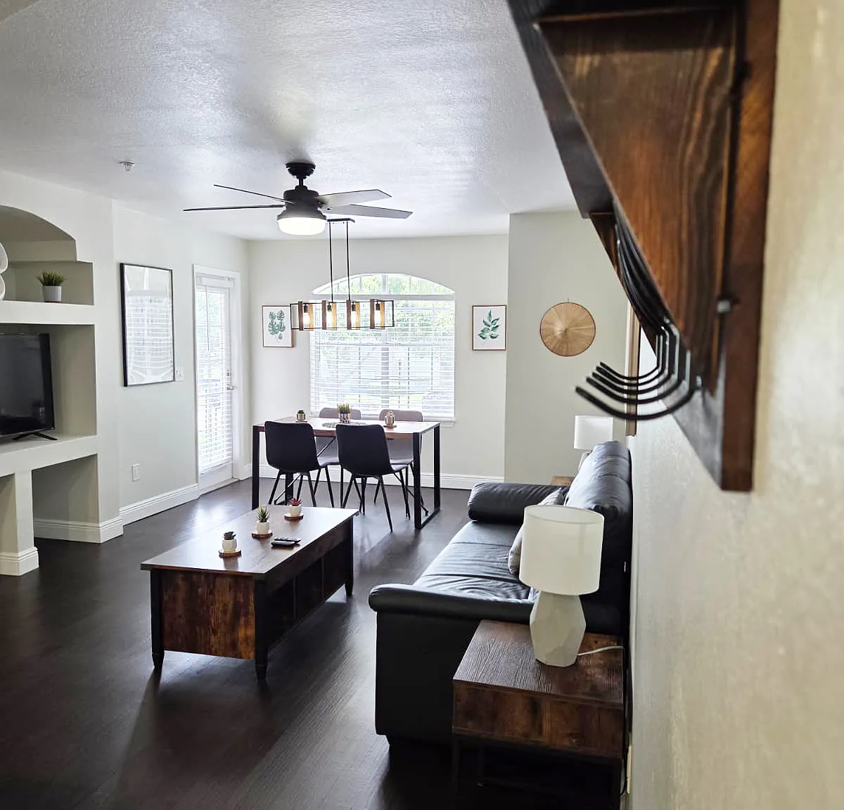1 bed, 670 sqft, $2,200 — Photo 1