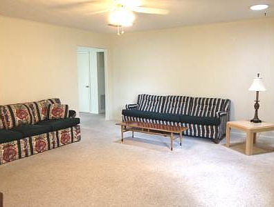 4th image of 129 SE Lemon Way