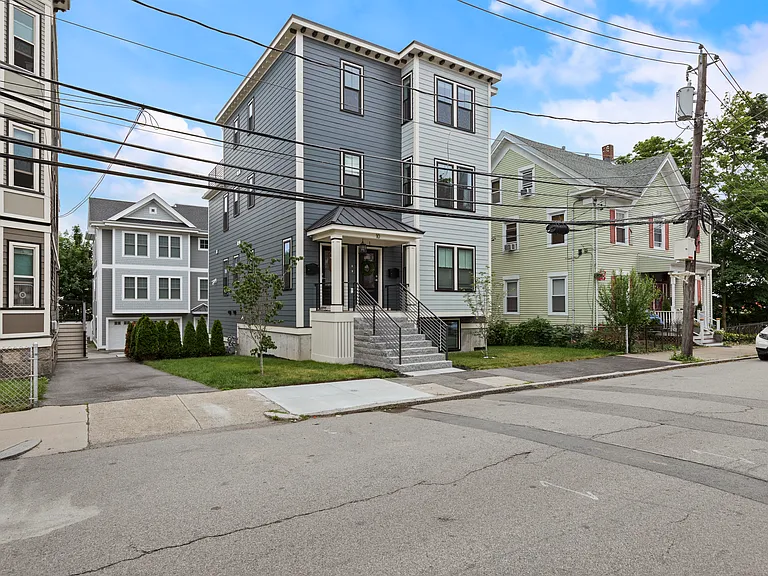 10 Hallet St #1 — Photo 28