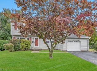 32 Grist Mill Rd, Wanaque, NJ 07465