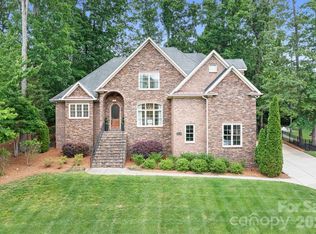 7738 Burning Ridge Dr, Stanley, NC 28164