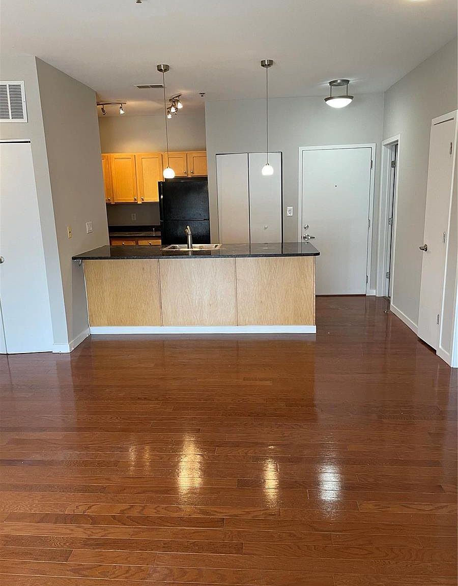 849 Westgate Ave APT 108, Saint Louis, MO 63130 Zillow