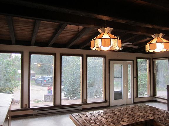 Old pic of south facing windows...newer lights replace those in pic