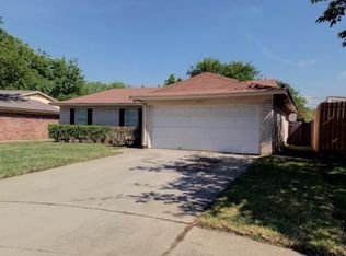 5925 Kary Lynn Dr S, Watauga, TX 76148