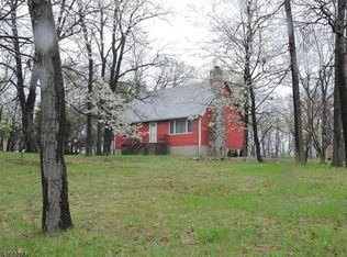 758 Canistear Rd, Highland Lakes, NJ 07422