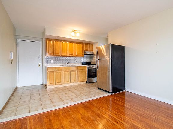5th image of 1962 77th St APT 2C