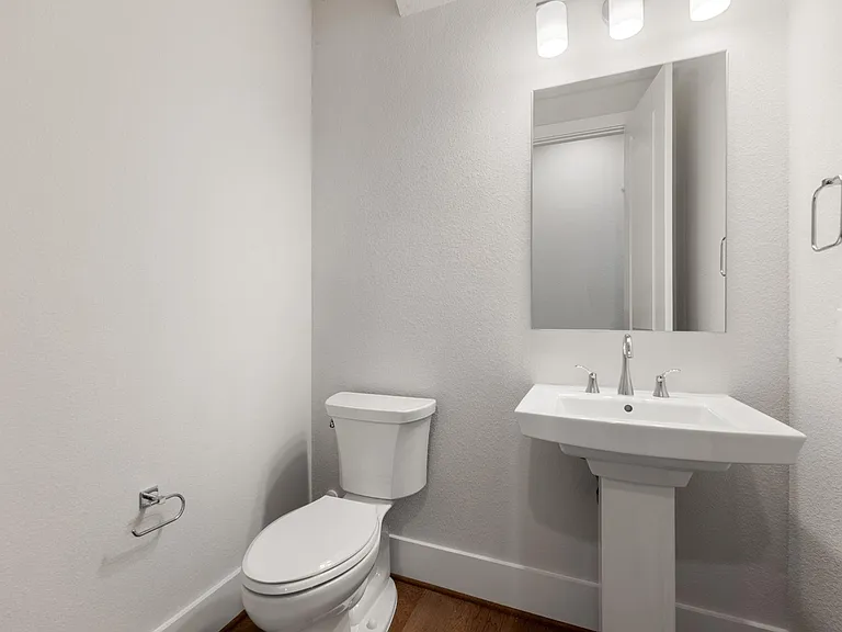 1222 Crown Forest Dr — Photo 31