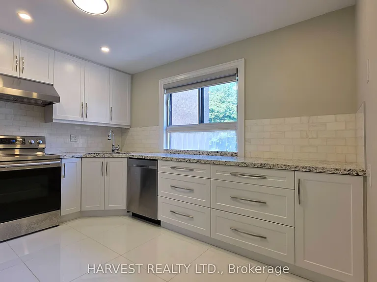 54 Paul Markway — Photo 6