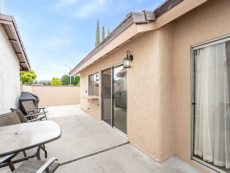 2162 Sweetbriar Rd — Photo 25