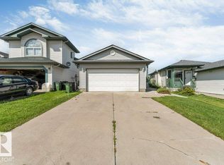 4812 148th Ave NW, Edmonton, AB T5Y 2X1
