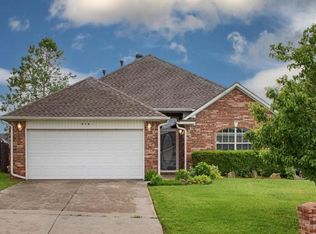 716 Bent Tree Rd, Noble, OK 73068