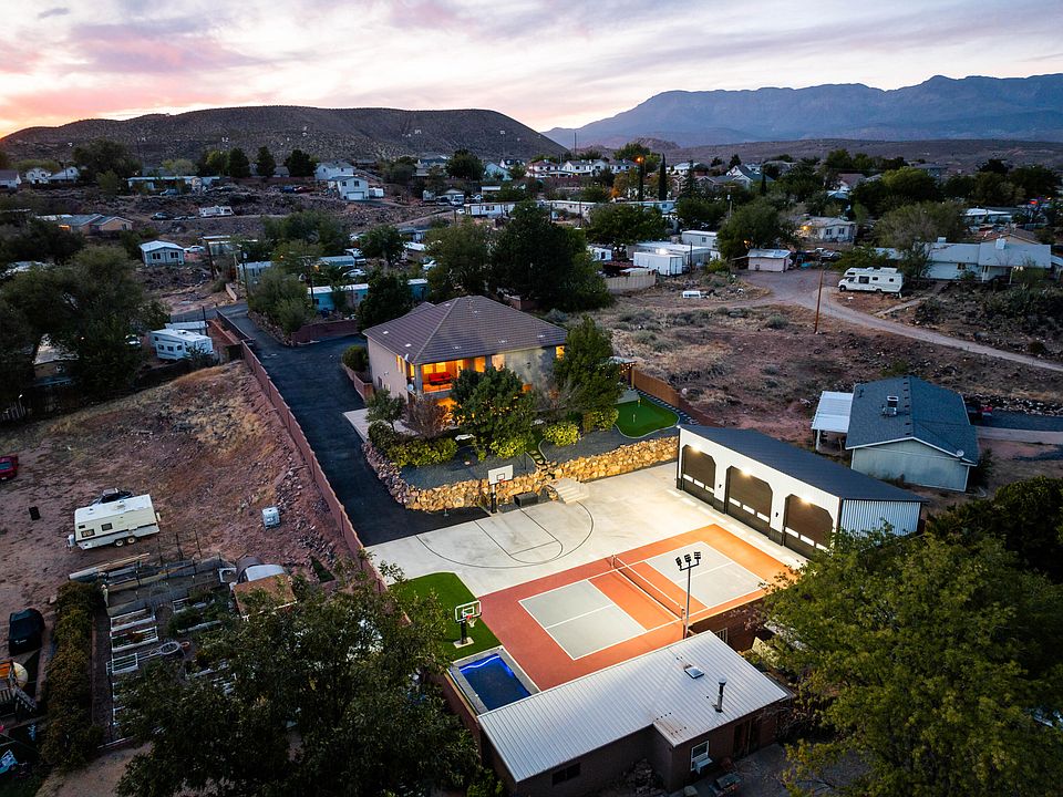 1st image of 840 N Main St