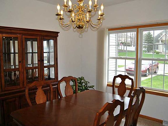3rd image of 3472 Dominic Dr