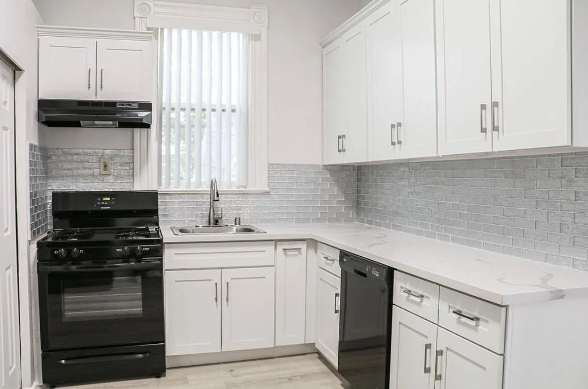 1 bed, 750 sqft, $1,795 — Photo 1