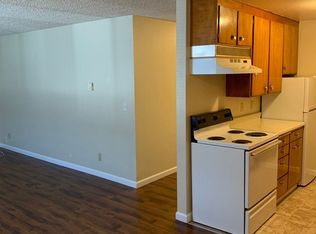 421 SW Ambaum Blvd APT 102, Burien, WA 98166