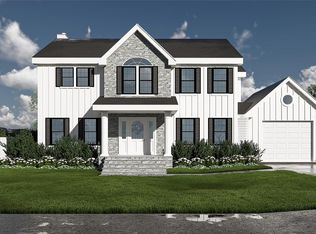62 Adelhaide Lane, East Islip, NY 11730