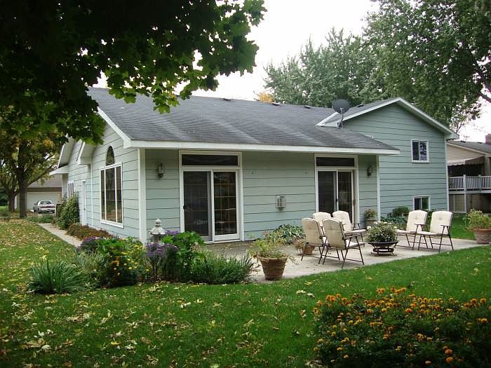 1st image of 189 Carver Sq