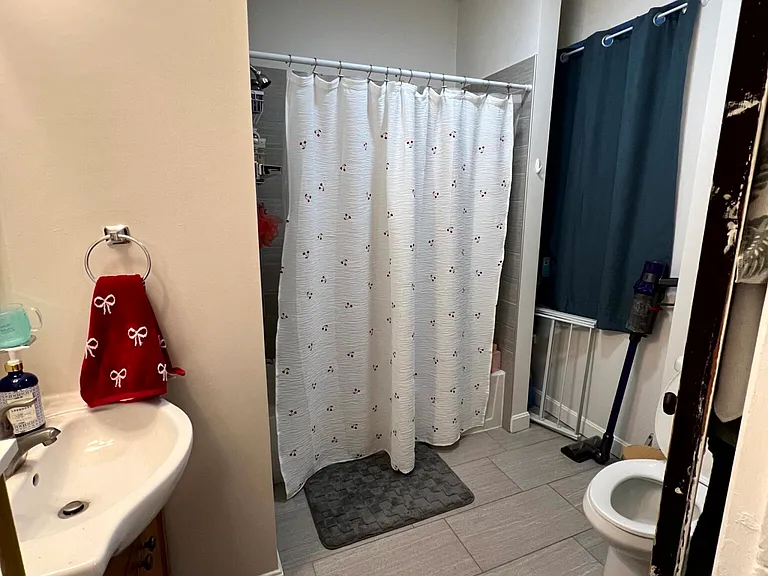 1193 Commonwealth Ave #11 — Photo 6