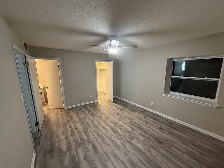 7325 Cardigan Cir — Photo 11