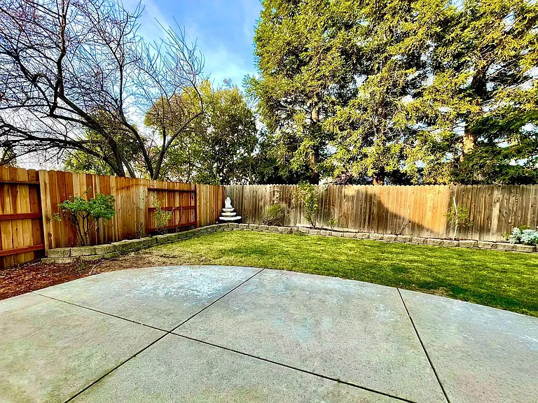 5531 Sage Dr — Photo 9