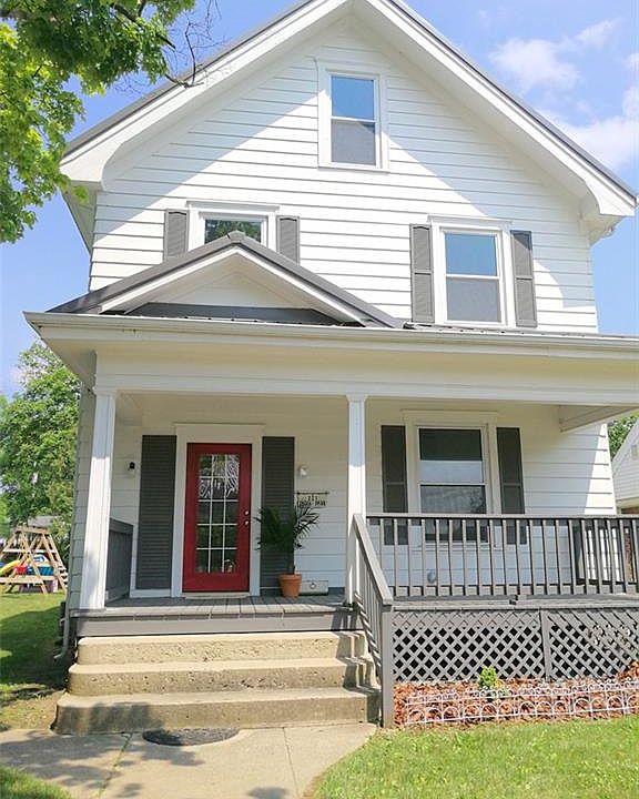 1st image of 221 S Park St