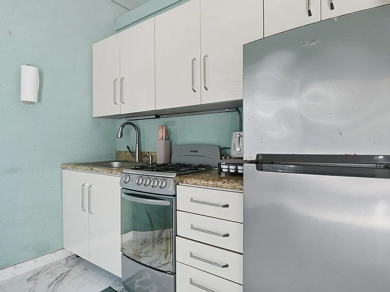 86 Enfield Green Est — Photo 7