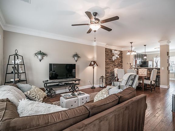 5th image of 304 Kara Lane 155