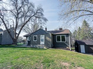 2715 5th St E, Maplewood, MN 55119