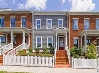 26 Pine St NW, Huntsville, AL 35806