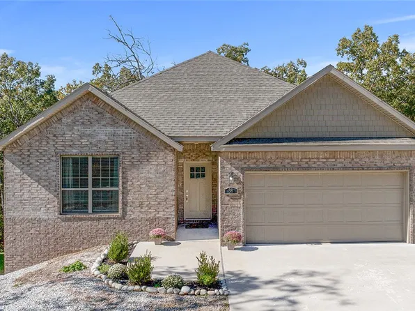 38 Radcliffe Dr, Bella Vista, AR 72714