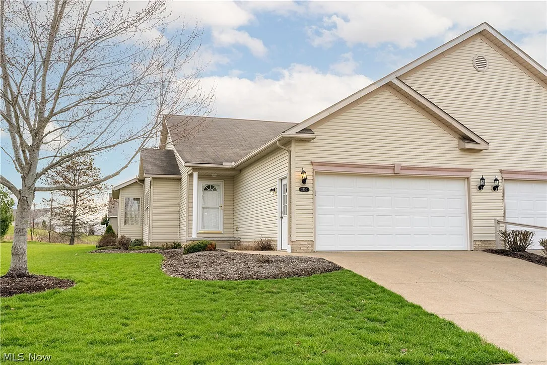 2450 Wright State Dr SE photo 1