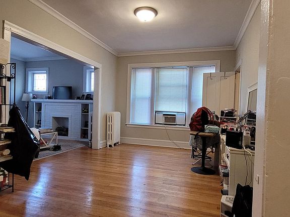 3rd image of 5061 N Ashland Ave #1