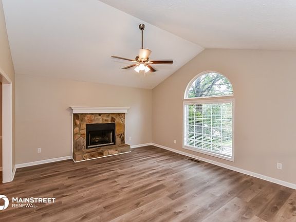 4th image of 5615 Stewart Woods Dr
