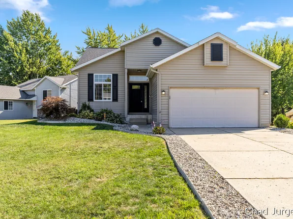 456 Clinton Ave NW, Grand Rapids, MI 49534