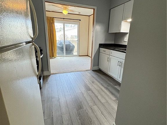 4th image of 5457 Millwood Ln APT A