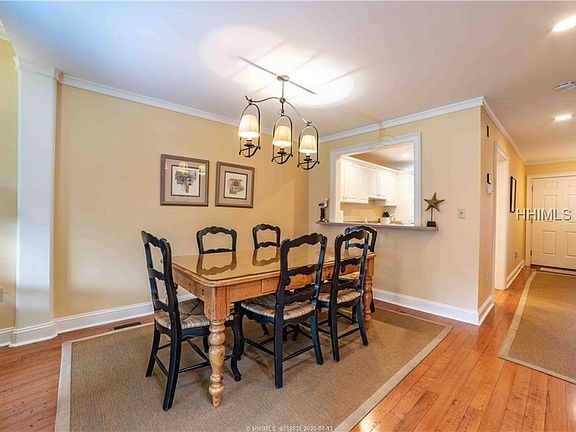 5th image of 2542 Gleneagle Ln #2542