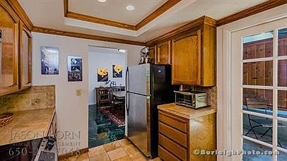 3rd image of 1150 Pine St #1-D-1