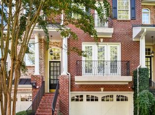 1007 Emory Parc Pl, Decatur, GA 30033