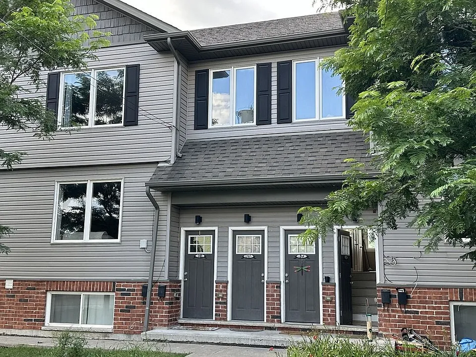 220 Erie St #214