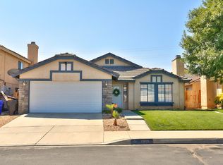 13629 Sandstone Dr, Victorville, CA 92392